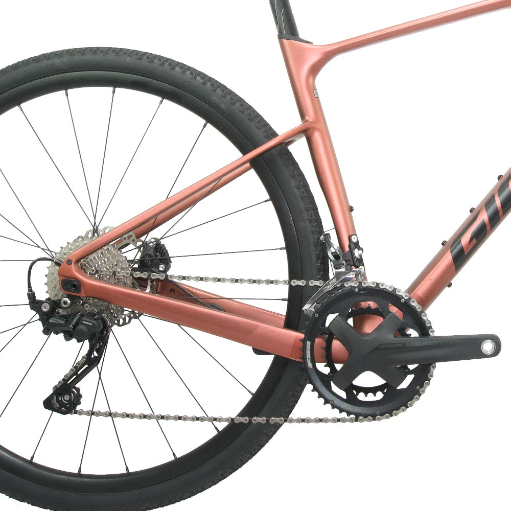 Giant Revolt Advanced 3 2022 Talla M